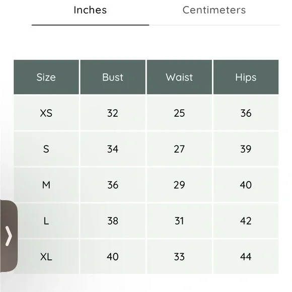 Elegant White Lace Maxi Dress - Picture 8 of 8